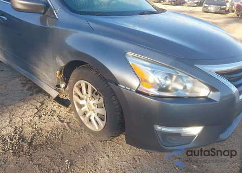 2015 Nissan Altima 2.5 S из США, поврежденный, VIN 1N4AL3AP9FC263321